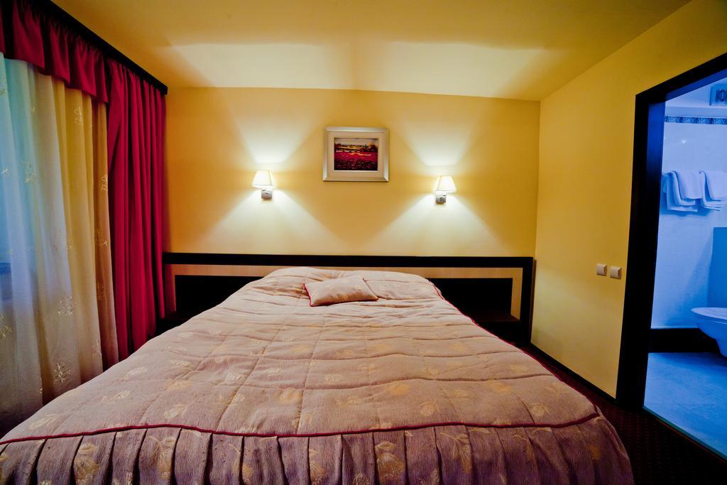 Hotel Dana อามารา ภายนอก รูปภาพ