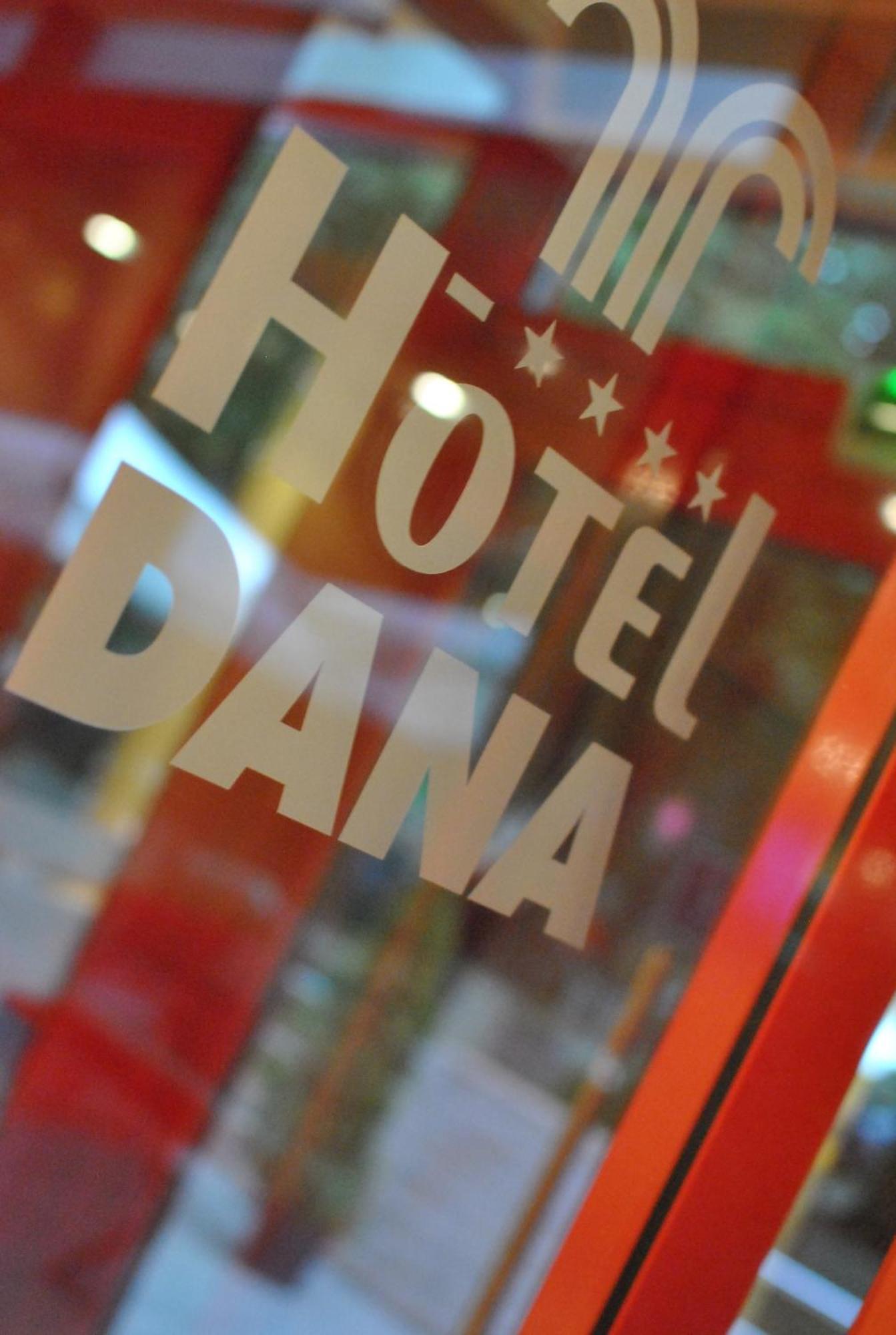 Hotel Dana อามารา ภายนอก รูปภาพ